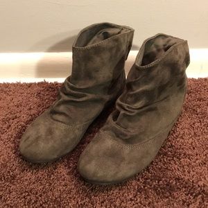 Gray boots
